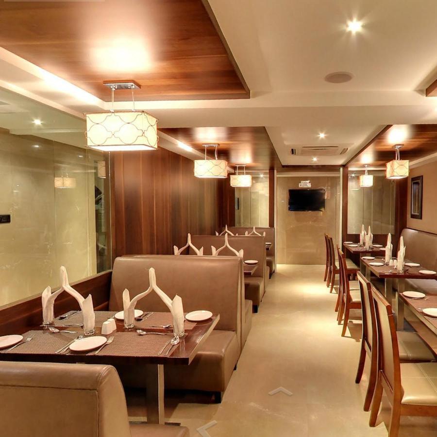 Hotel Krios - Near Sg Highway,